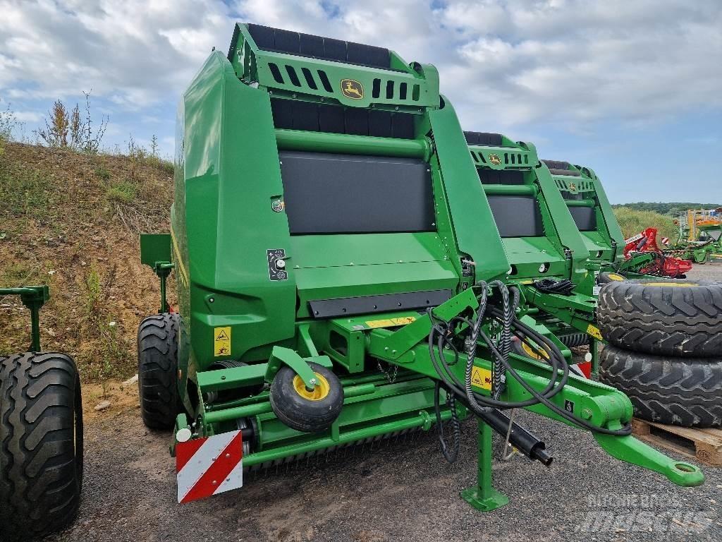 John Deere V461M Рулонні прес-підбирачі