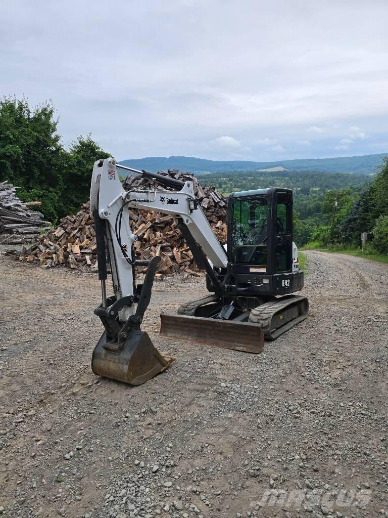 Bobcat E42 Міні-екскаватори < 7т