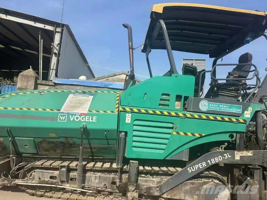 Vögele 1880-2l Асфальтовкладачі