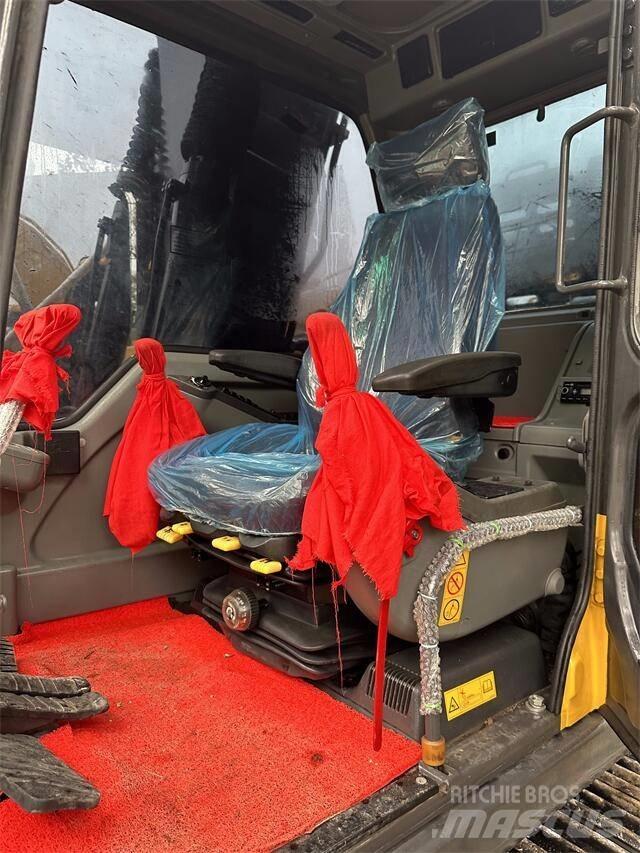 Volvo EC140D Гусеничні екскаватори