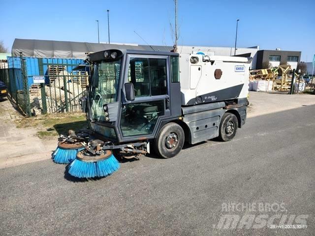 Schmidt Swingo 200 Прибиральні машини