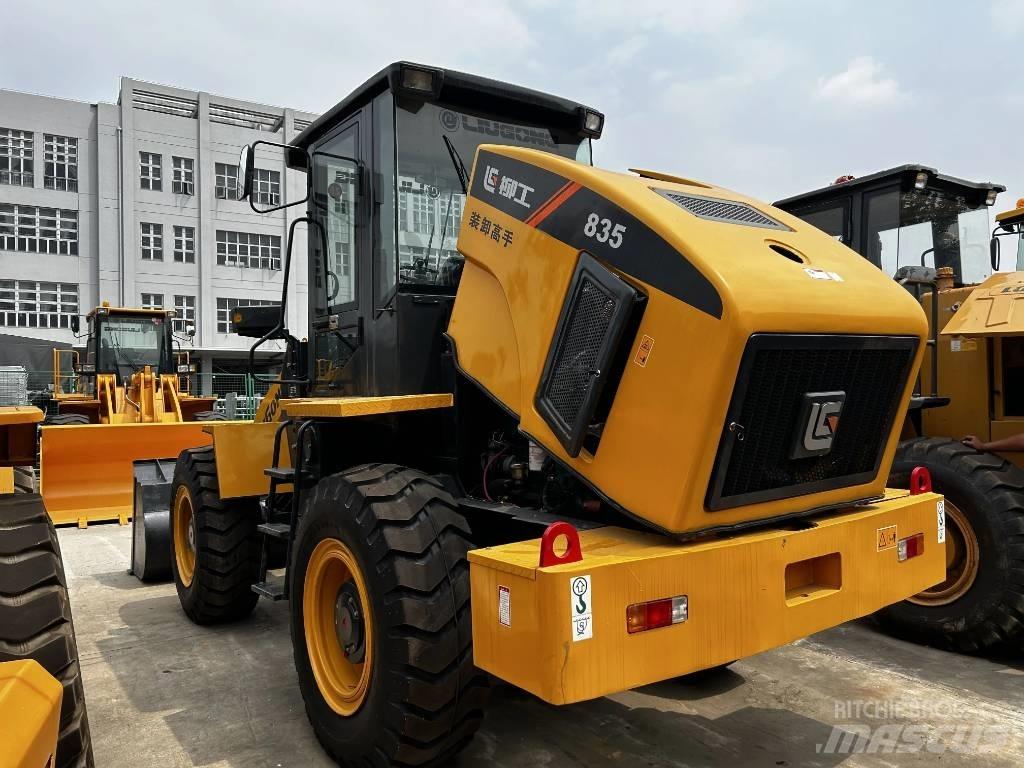 LiuGong 835 Фронтальні навантажувачі