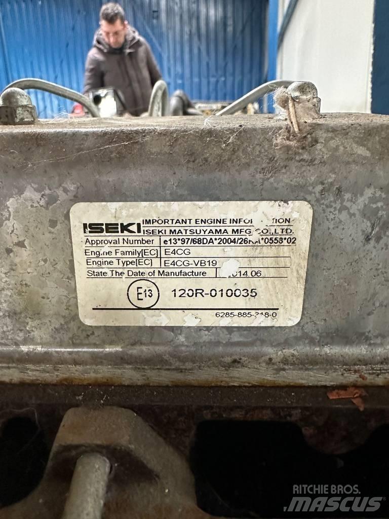 Iseki E4CG-VB19 Двигуни