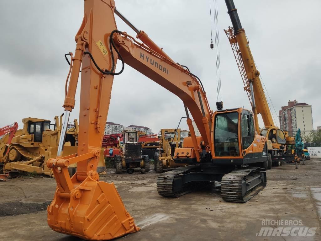 Hyundai R220LC-9S Гусеничні екскаватори