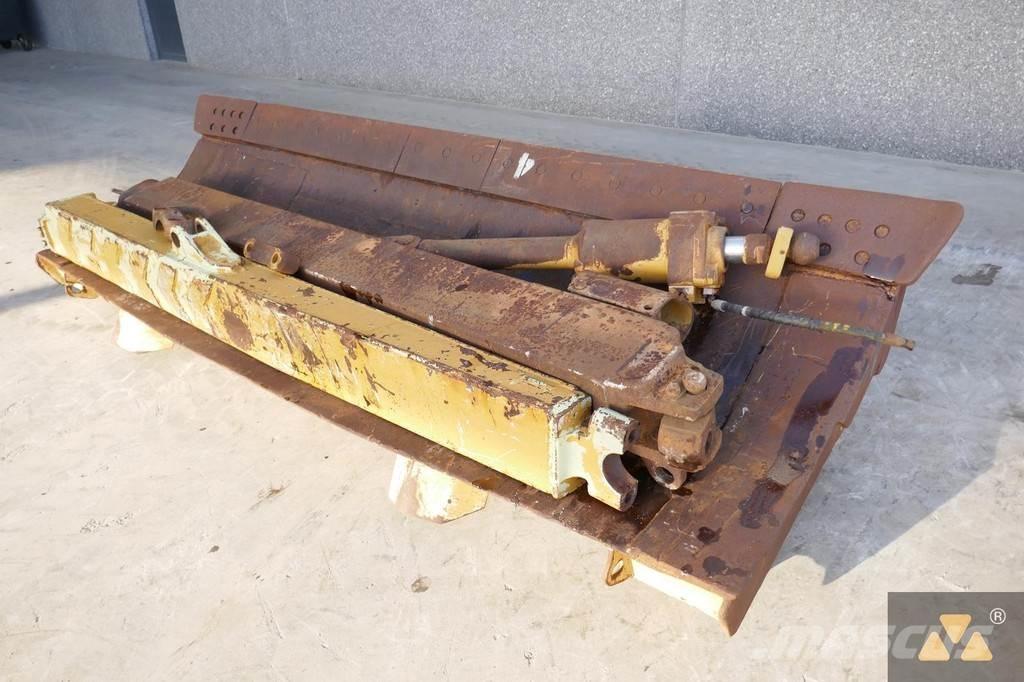 CAT D7G Blade Леміші