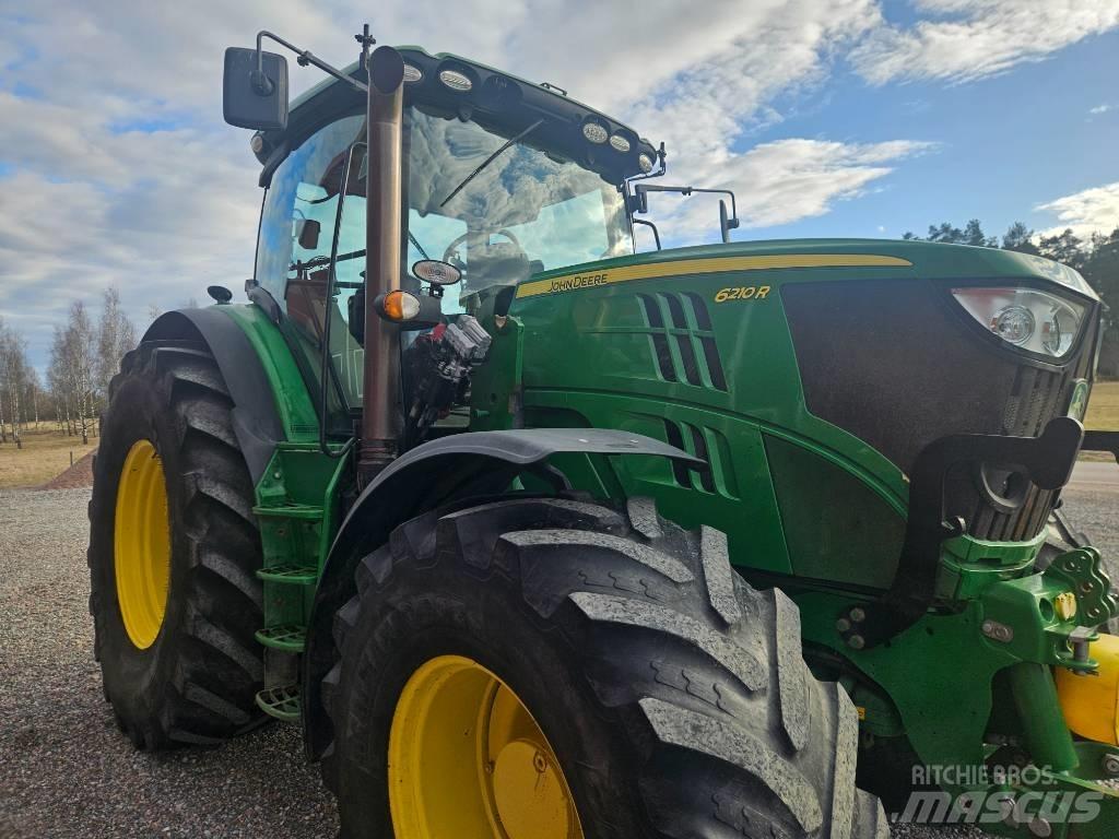 John Deere 6210 R Трактори