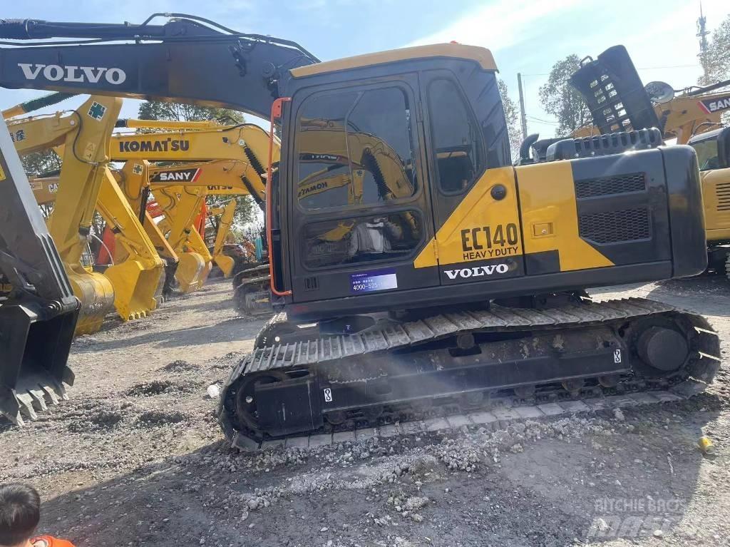 Volvo EC 140 Гусеничні екскаватори