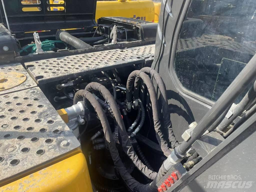Volvo EC 140 Гусеничні екскаватори