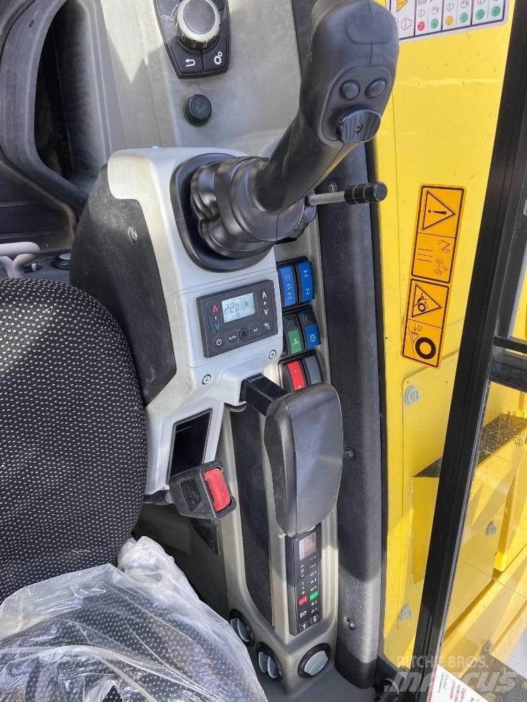 Wacker Neuson EW 100 Колісні екскаватори