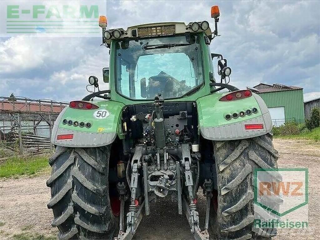 Fendt 718 vario Трактори