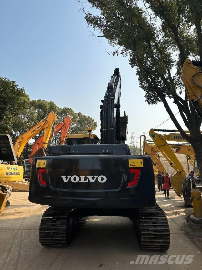 Volvo EC 210 Середні екскаватори 7т. - 12т.