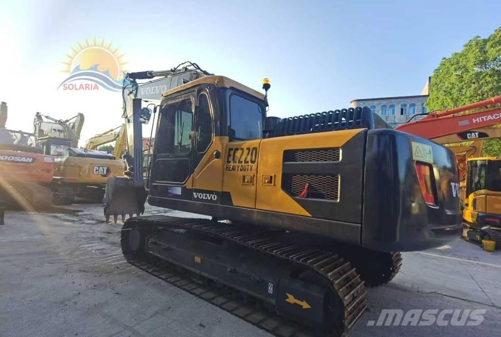 Volvo EC 220 Гусеничні екскаватори