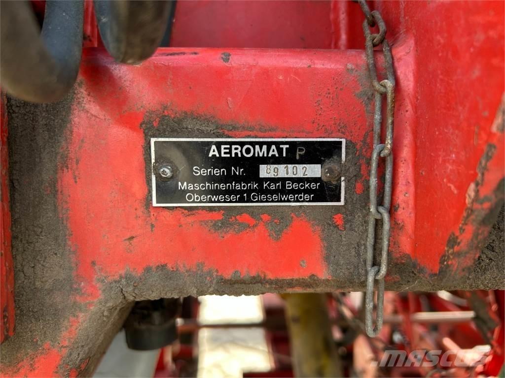 Becker Aeromat 6 Високоточні сівалки