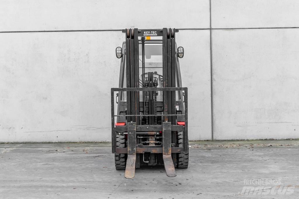 Manitou MI 25 D Дизельні навантажувачі