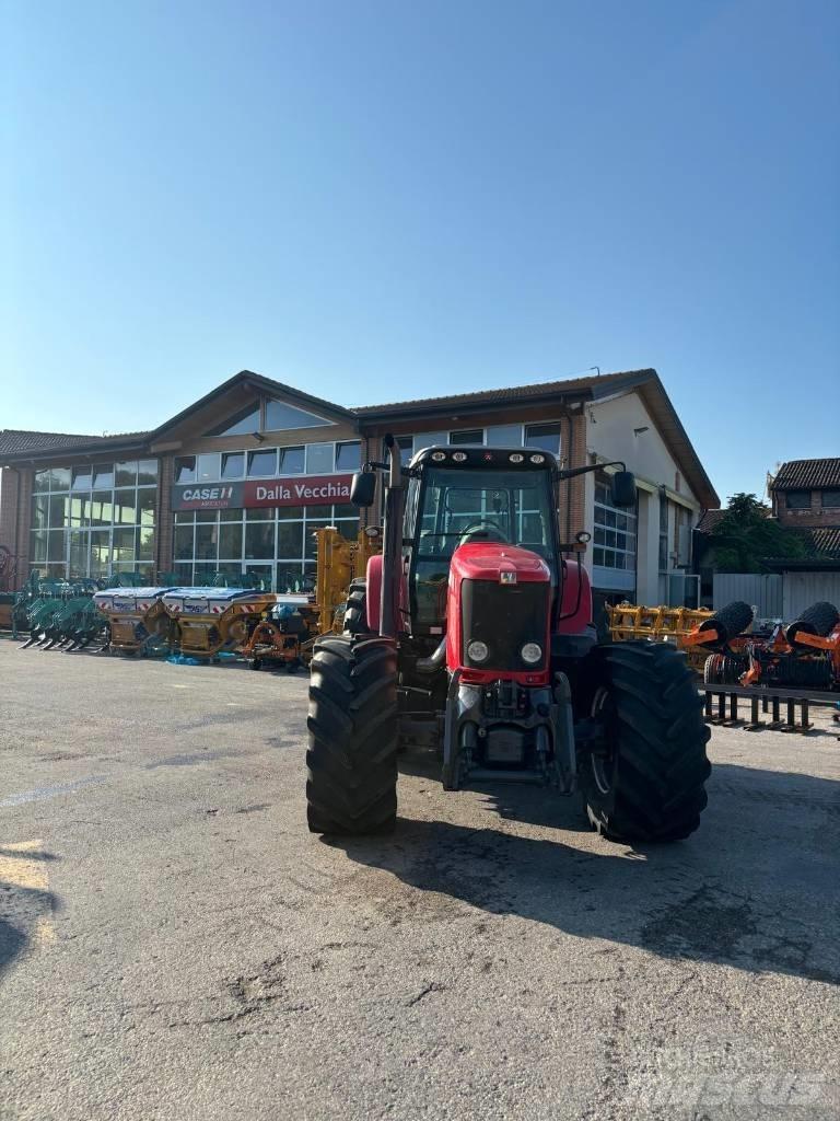 Massey Ferguson 7499 Трактори