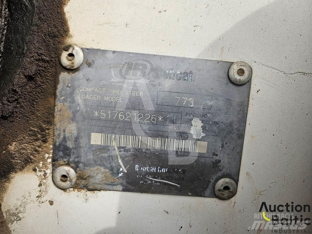 Bobcat 773 Міні-навантажувачі