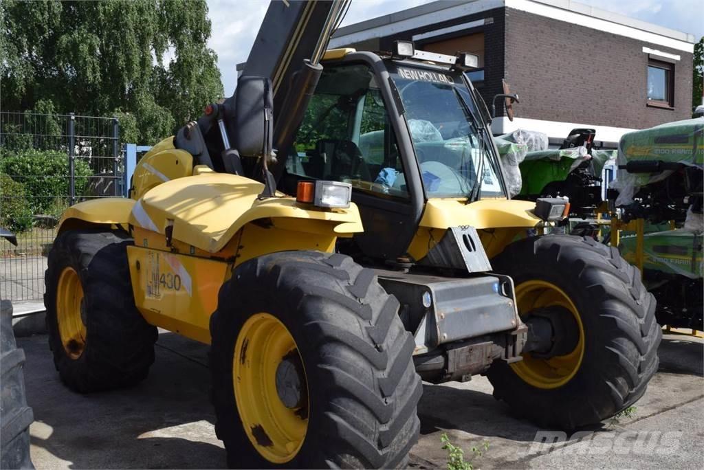 New Holland LM 430 Телескопічні підйомники