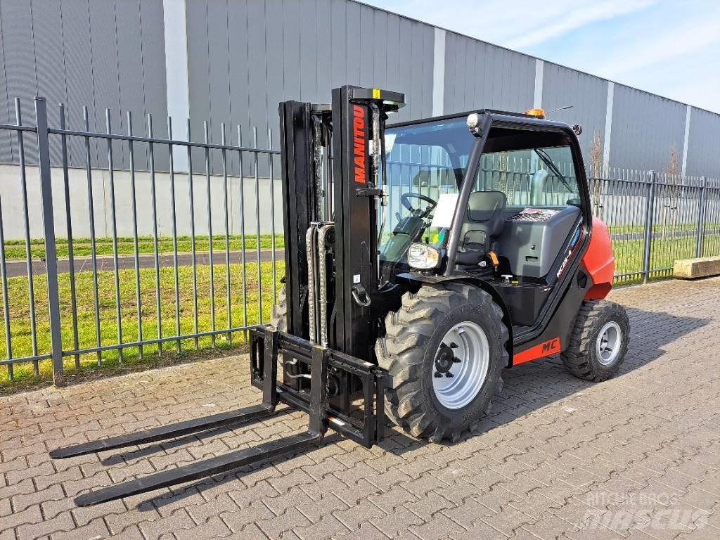Manitou MC 25-4 Дизельні навантажувачі