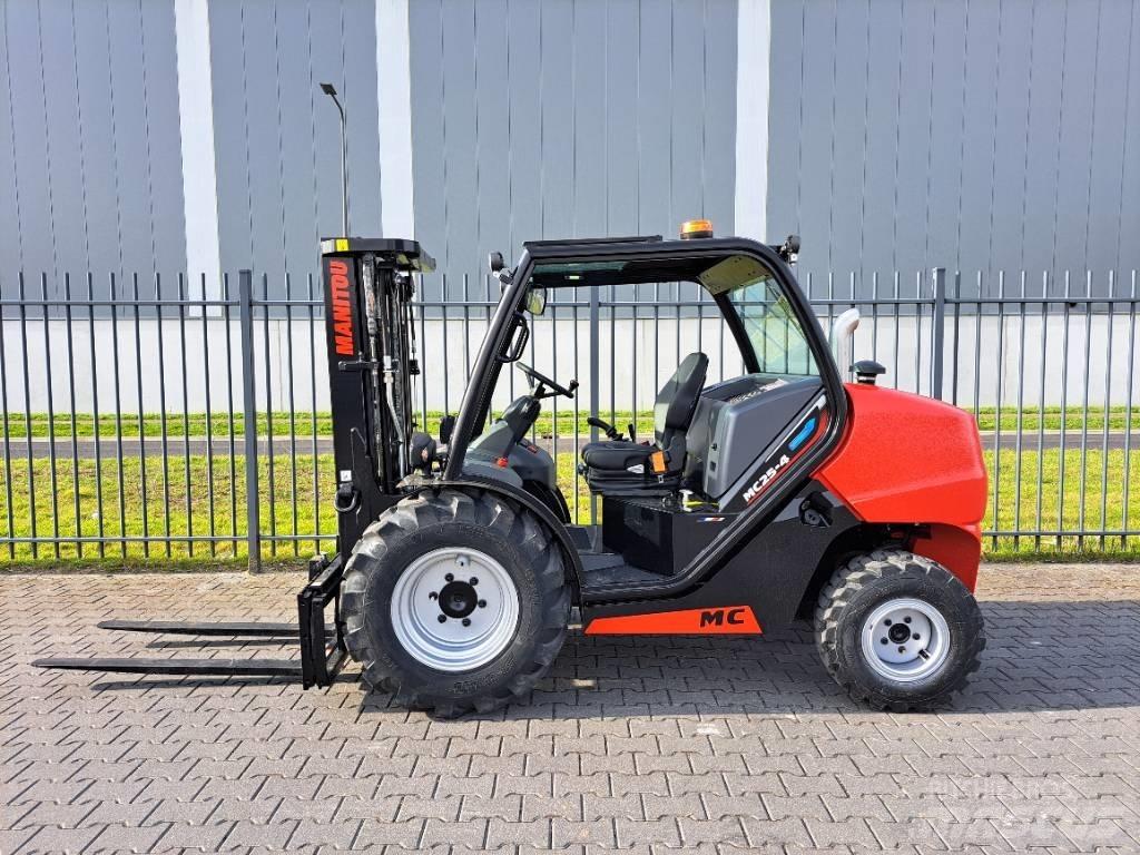 Manitou MC 25-4 Дизельні навантажувачі