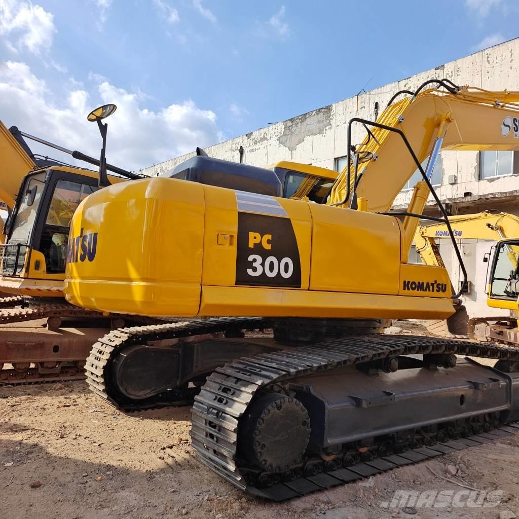 Komatsu PC 300-7 Гусеничні екскаватори