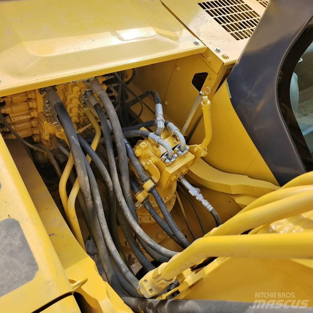 Komatsu PC300 Гусеничні екскаватори