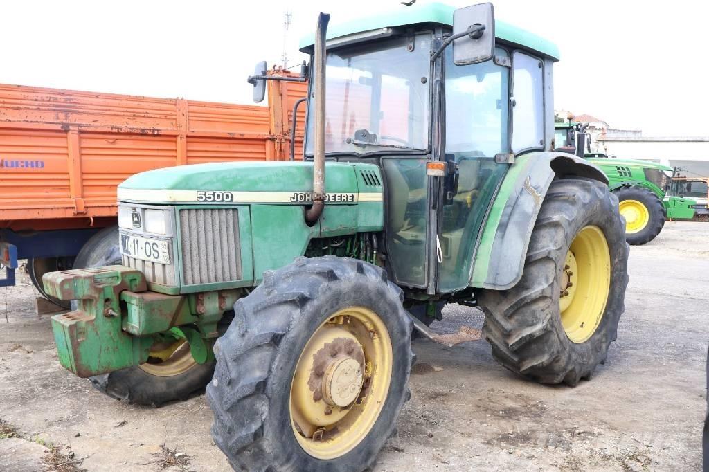 John Deere 5500 STD Трактори