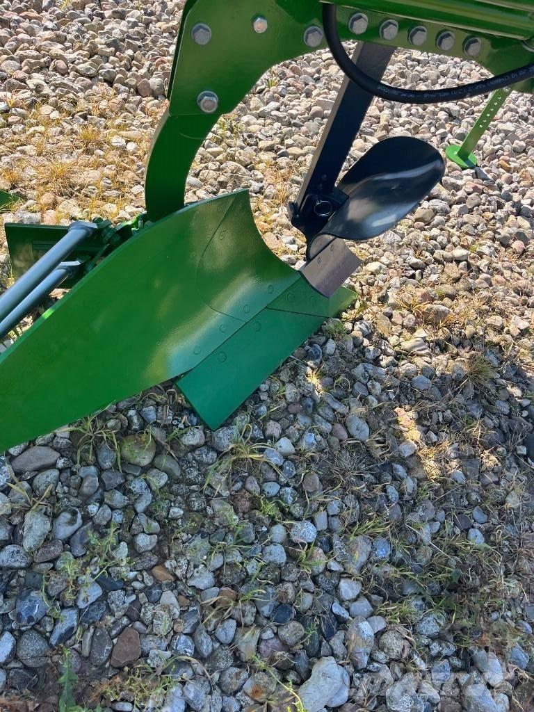Amazone TERES Реверсивні плуги