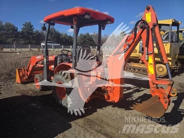 Kubota B26 Екскаватори-навантажувачі