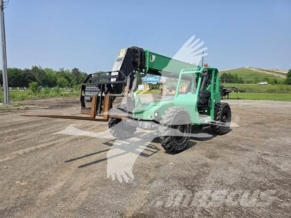 SkyTrak 8042 Телескопічні навантажувачі