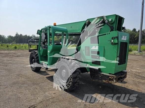 SkyTrak 8042 Телескопічні навантажувачі