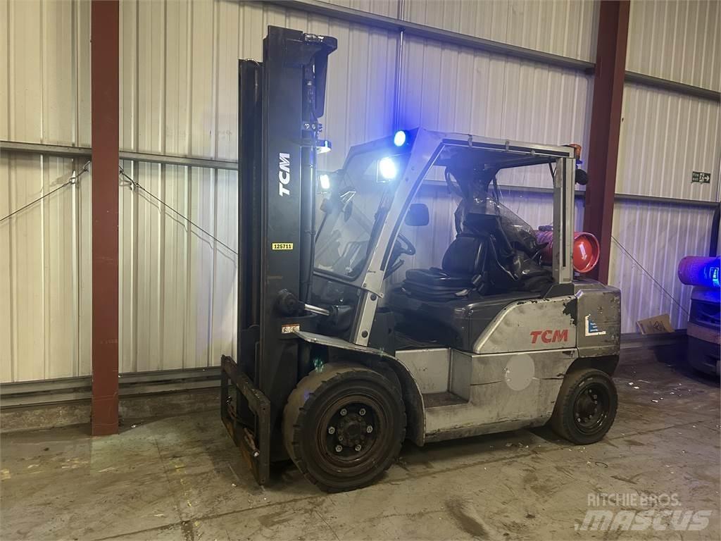 TCM J1F4A40LQ Газові навантажувачі