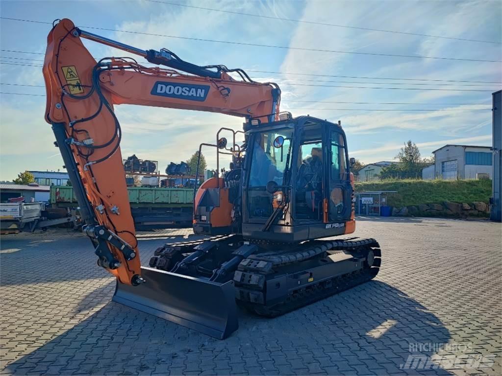 Doosan DX140LCR-7 Гусеничні екскаватори