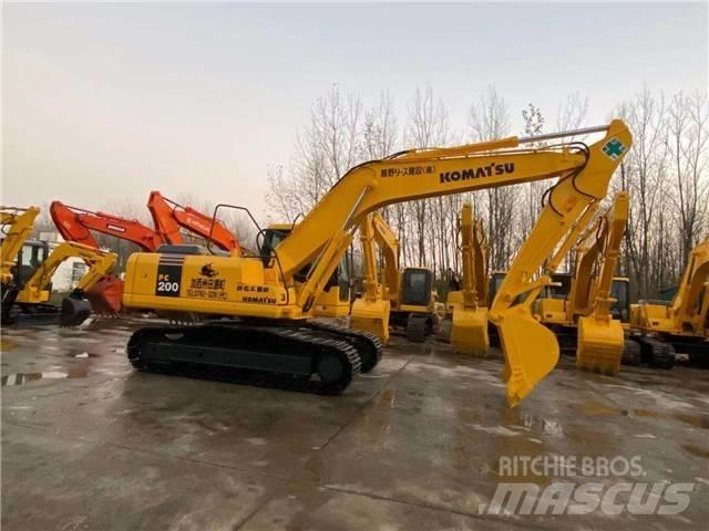 Komatsu PC200-7 Гусеничні екскаватори
