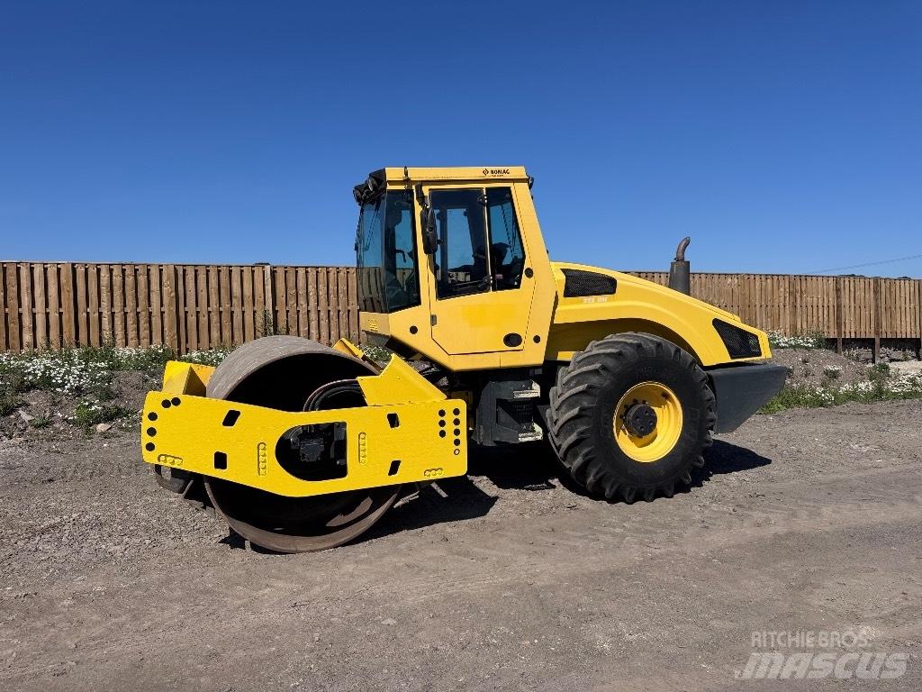 Bomag BW 213 D H-4 Грунтові котки