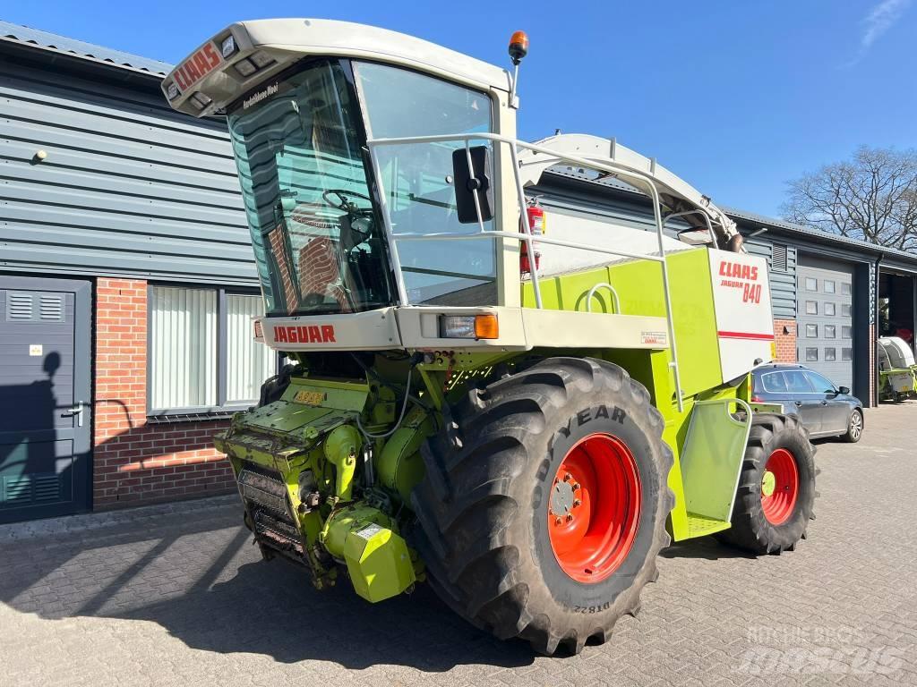 CLAAS Jaguar 840 Кормозбиральні комбайни