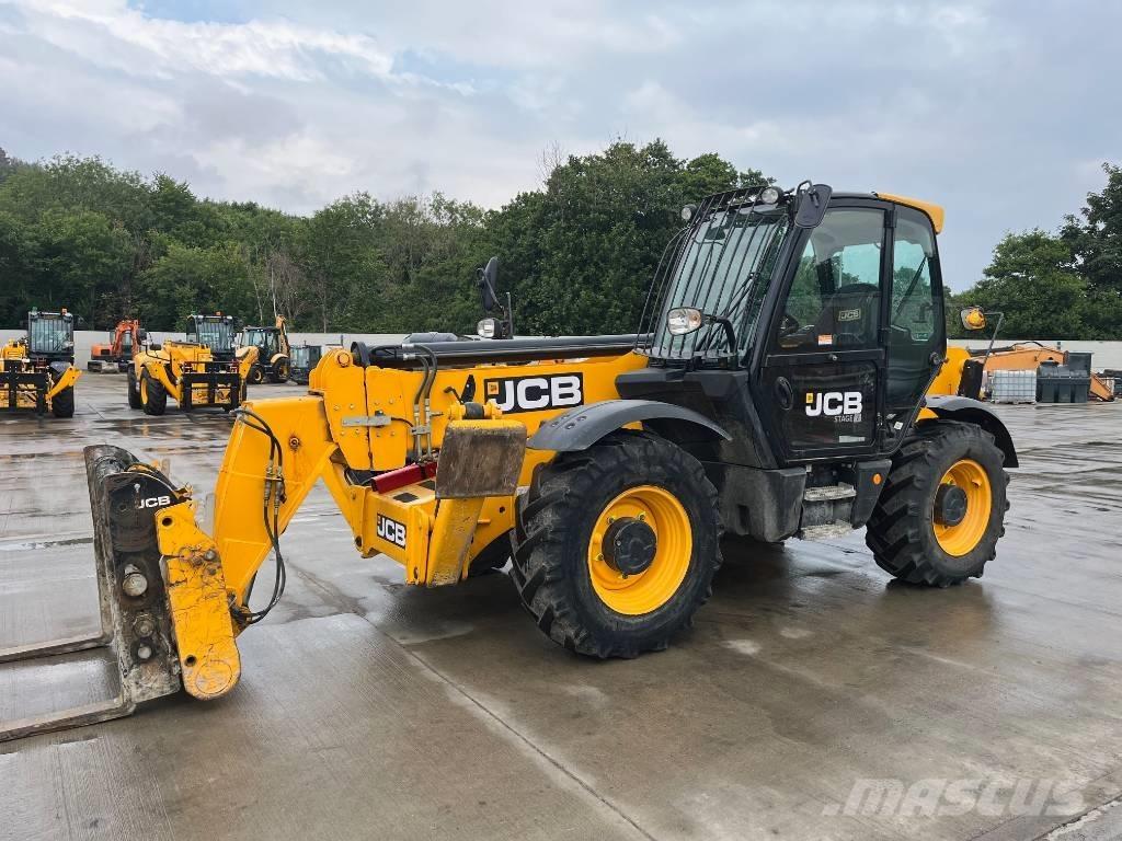 JCB 540-140 Телескопічні навантажувачі