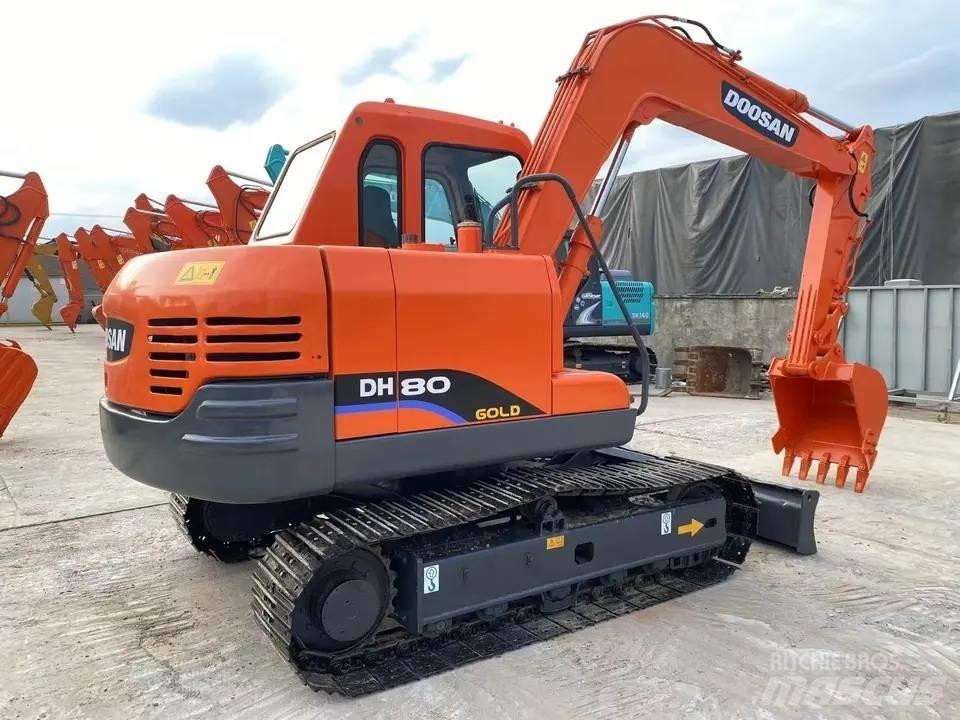 Doosan DH80 Гусеничні екскаватори