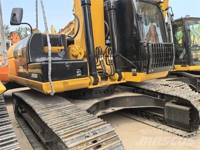 CAT 329 D L Гусеничні екскаватори
