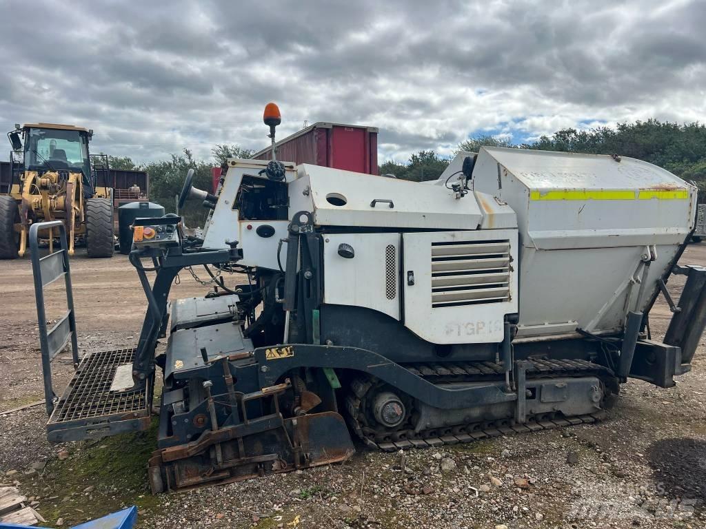 Bomag BF 223 C Асфальтовкладачі