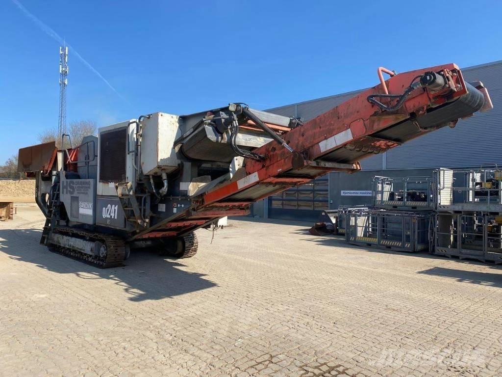 Sandvik QJ 241 Мобільні дробарки