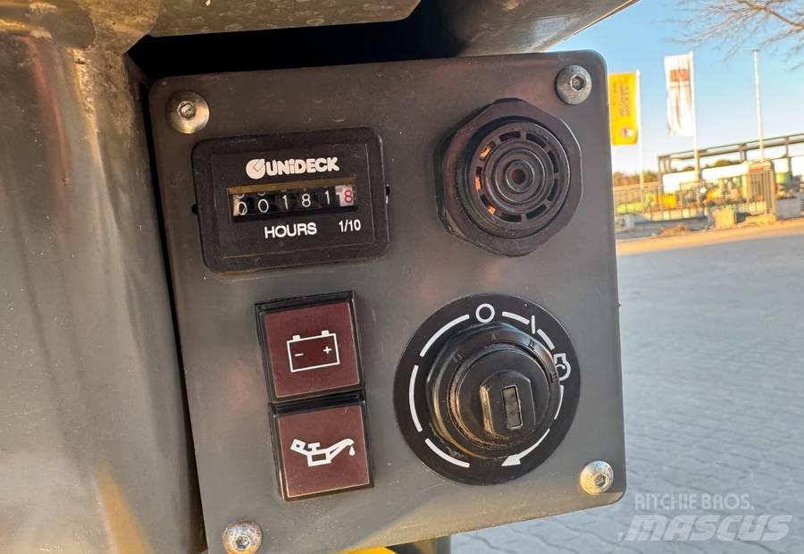 Wacker Neuson DT 08 Гусеничні самоскиди