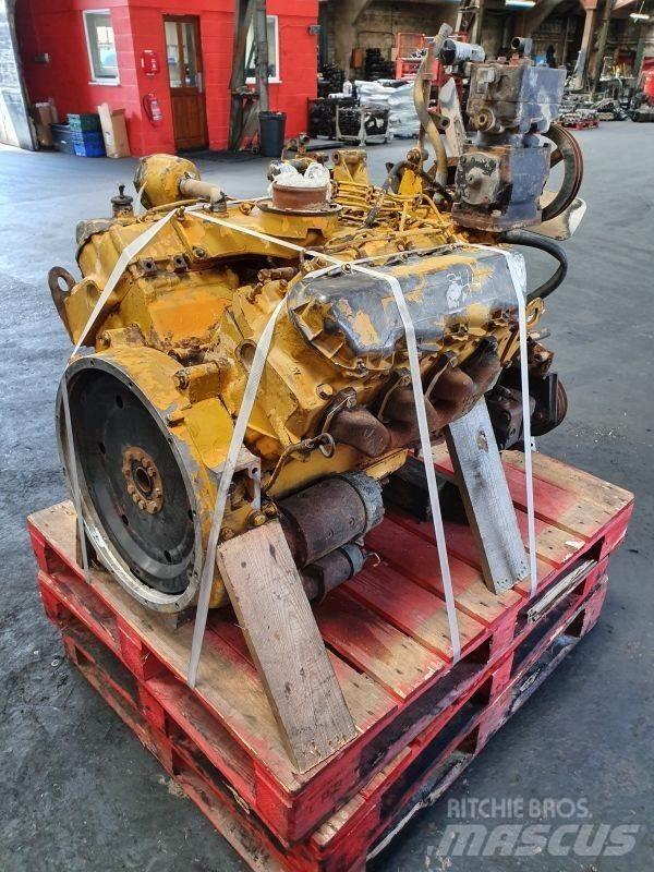 CAT 3208 Двигуни