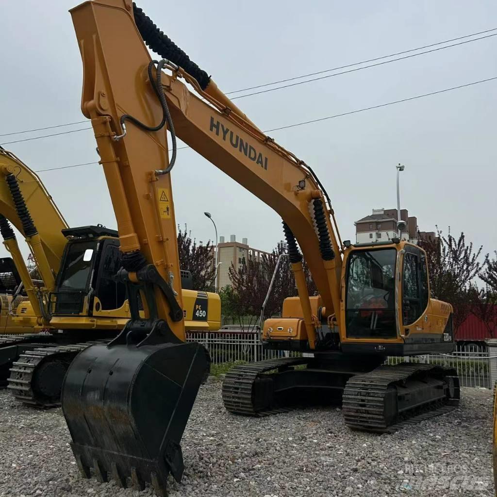 Hyundai 220-9s Гусеничні екскаватори