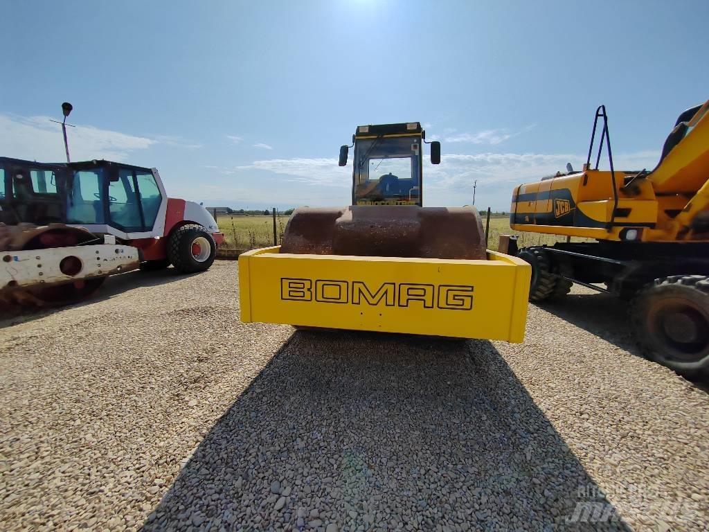 Bomag BW 225 D-3 Котки тротуарні