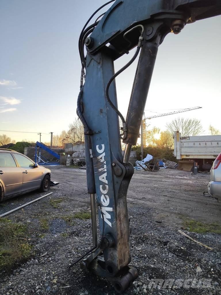 Mecalac 714MW Колісні екскаватори