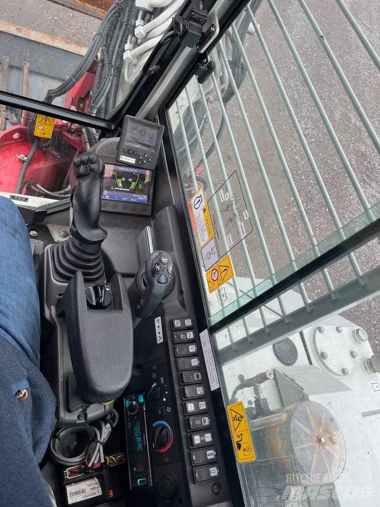 Takeuchi TB 280 FR Середні екскаватори 7т. - 12т.