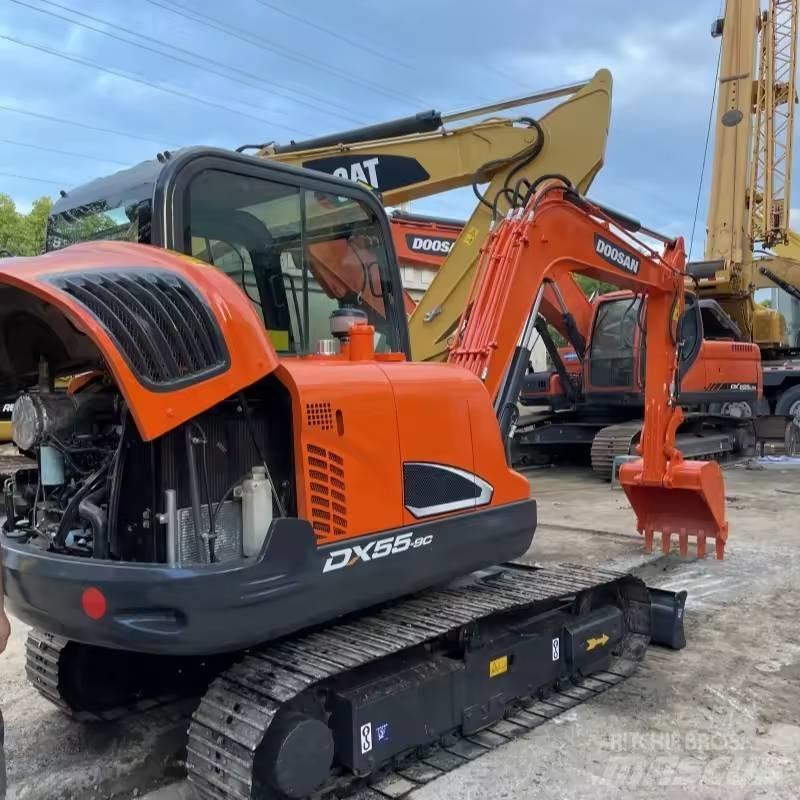 Doosan DX55 Гусеничні екскаватори