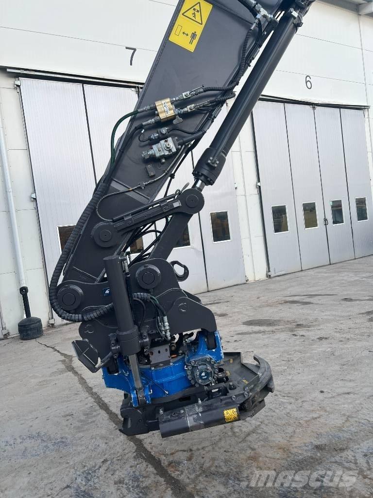 Volvo ECR 235 E Гусеничні екскаватори