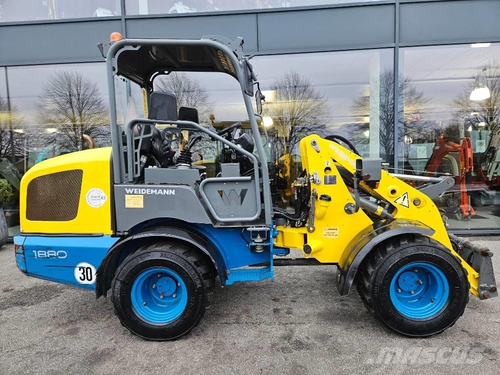 Weidemann 1880 Фронтальні навантажувачі