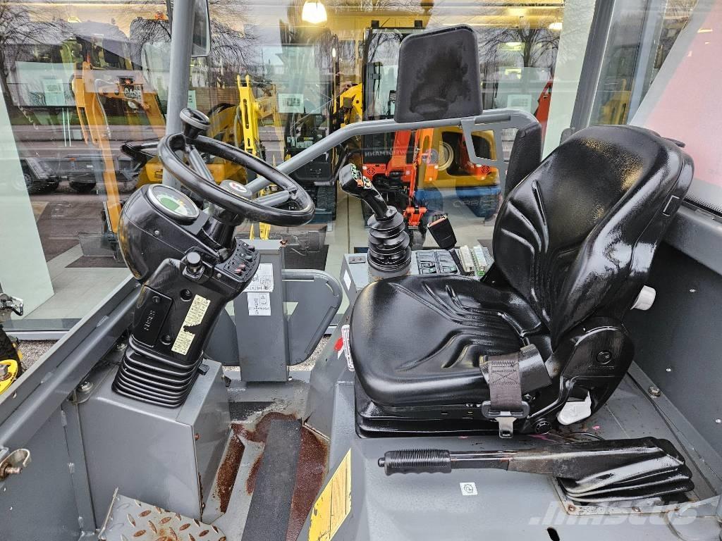 Weidemann 1880 Фронтальні навантажувачі